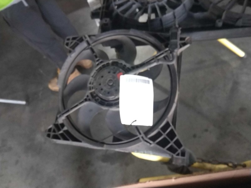 2003 Hyundai Santa Fe Engine Cooling Fan Motor OEM 2523138000 165k Miles