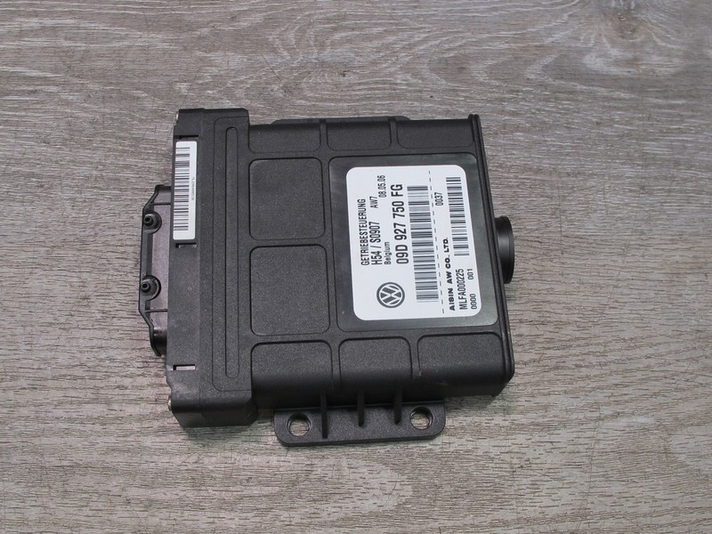 2003-2006 PORSCHE CAYENNE 955 TURBO TRANSMISSION CONTROL MODULE 09D927750FG