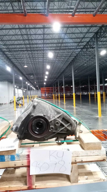 2014 Mercedes-Benz E-Class Differential Carrier Assembly OEM 2043500214 Used