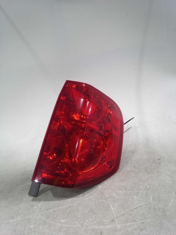 2004 Honda Pilot Right Tail Light Assembly Red OEM 289862 SUV 162K Miles