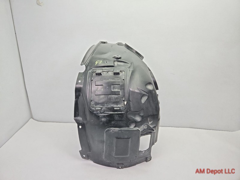 2014 BMW 328i 335i 330i 340i F30 F31 Front Right Fender Liner Front Part 7260726