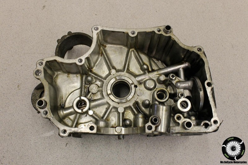 1983 Yamaha Riva 180 Xc180 Engine Motor Case Side Cover Housing XC 180