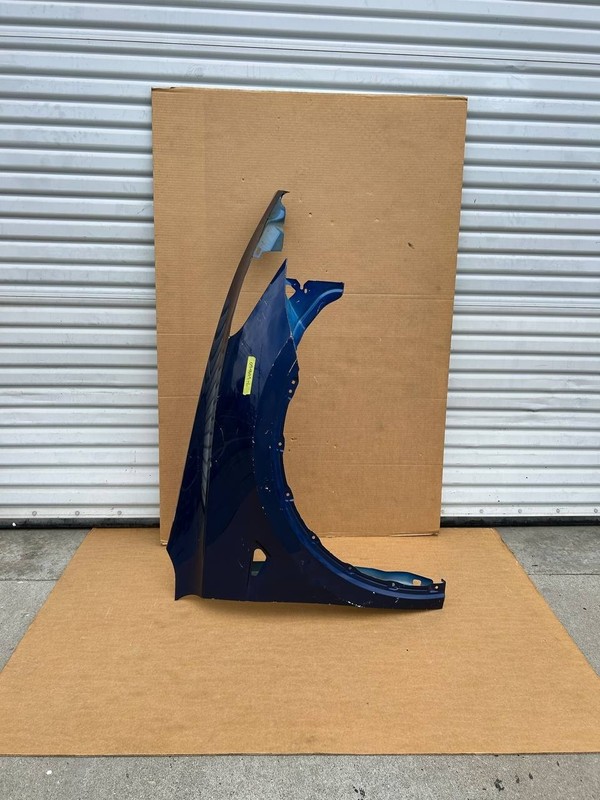 ✅21-25 Tesla Model Y Front Right RH Passenger Side Fender Blue w/dent