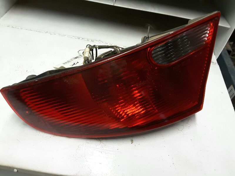 01 02 03 04 05 06 STRATUS R. TAIL LIGHT SDN 51118