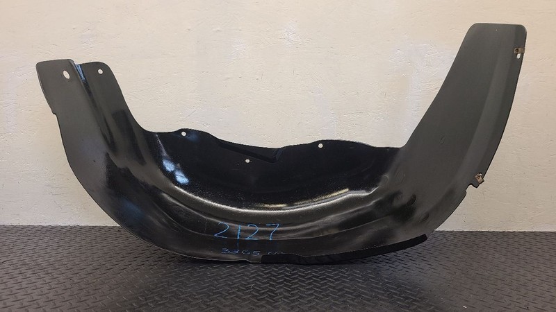 02-09 GMC Envoy Rear Right Passenger Wheelhouse Liner OEM 15122546