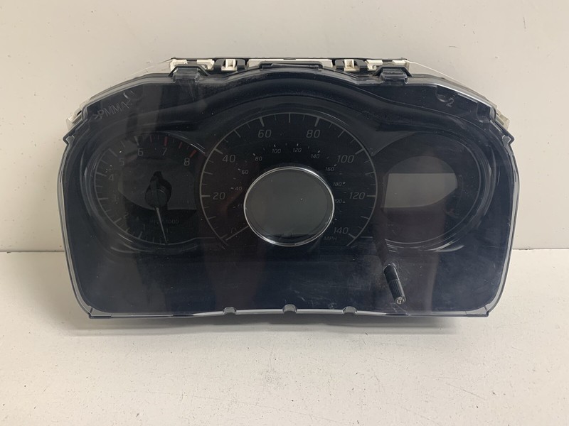 2015-2016 Nissan Versa Note Hatchback SL SR SV Speedometer Instrument Cluster