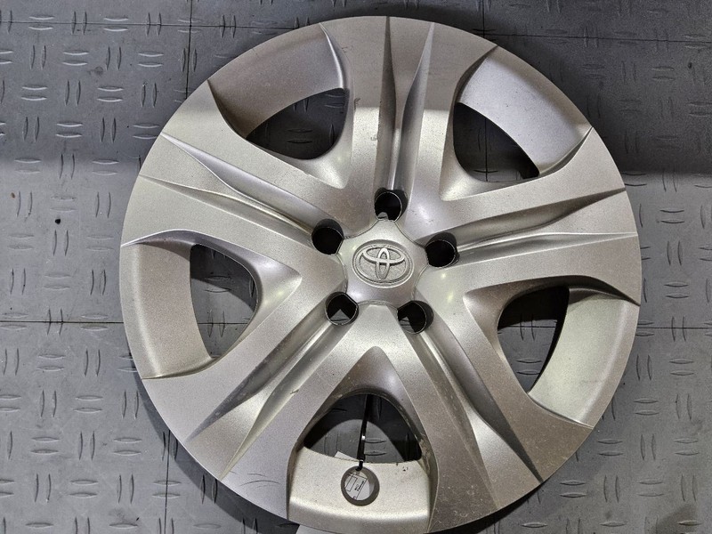 Wheel Cover HubCap 17" 5 Spoke Fits 13-15 RAV4 3419962