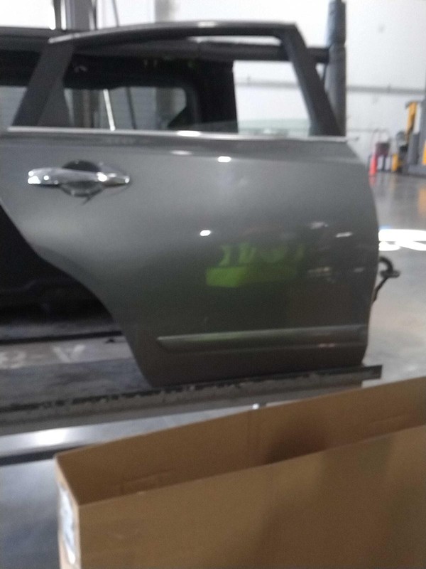 2015 Nissan Altima Rear Right Door Grey, Good Condition, No Rust, 4DR Sedan