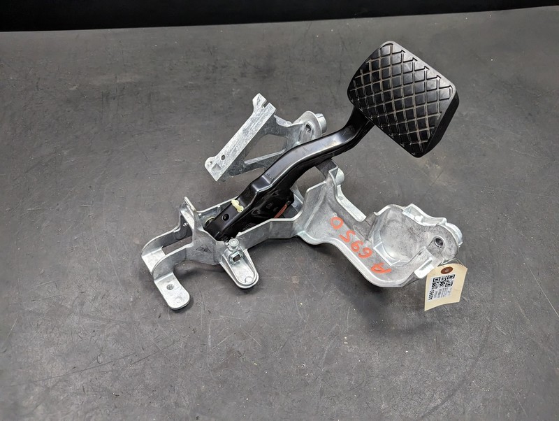 Brake Pedal 2018 Audi A6 4H1723140A 2016 2017