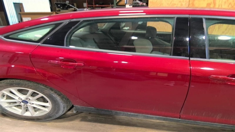 Passenger Right Rear Side Door Power Window Fits 12-18 FOCUS 3501536