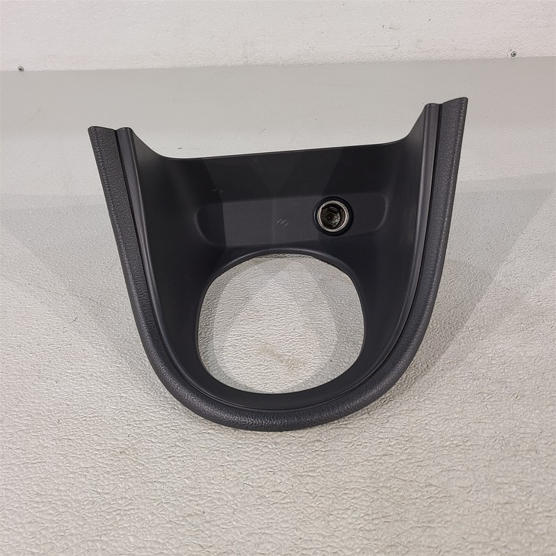 99-04 Mustang Gt Automatic Transmission Shifter Bezel Aa7412