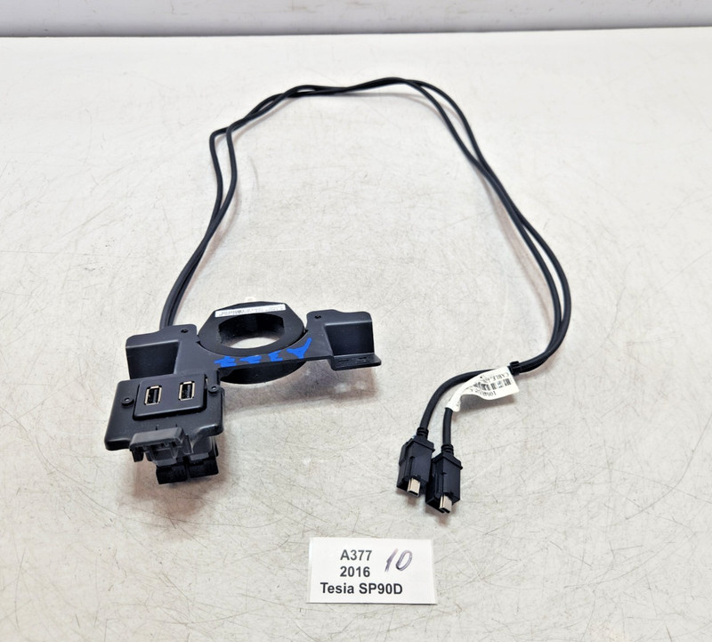 ✅ 12-20 OEM Tesla Model S Keyless Antenna Amplifier Module w/ Cables 19k