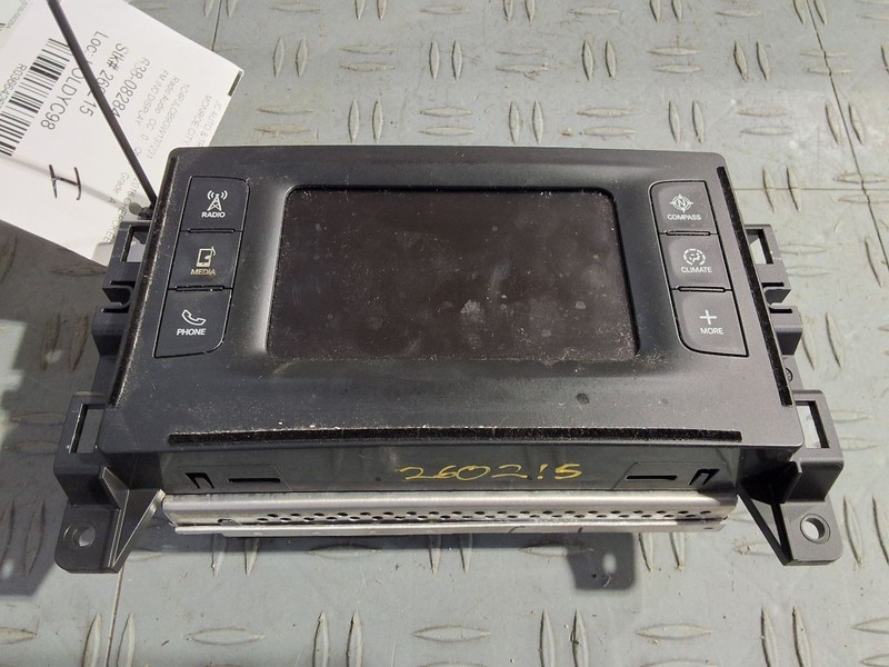 2016 Jeep Cherokee Radio Receiver 5' Display w/o Satellite Radio ID68237070