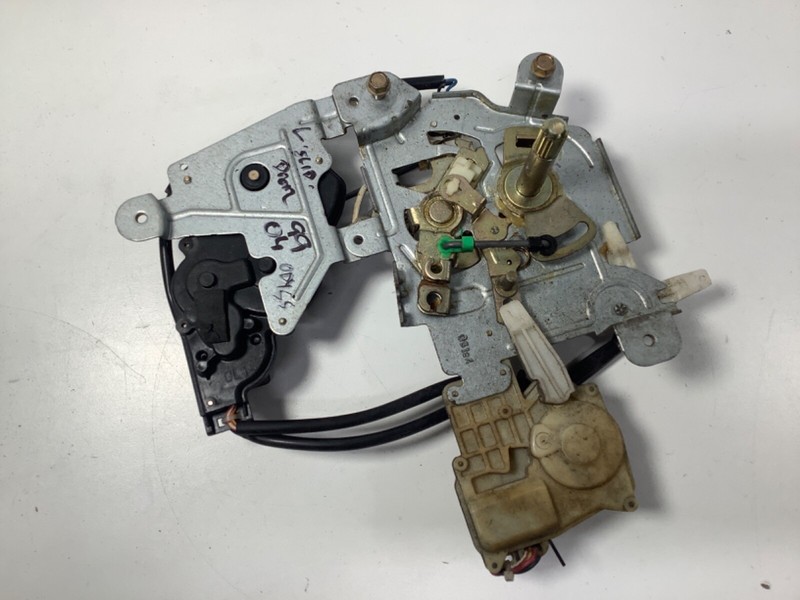 99-04 Honda Odyssey LEFT Sliding Door Lock Actuator Remote Controll Assy OEM