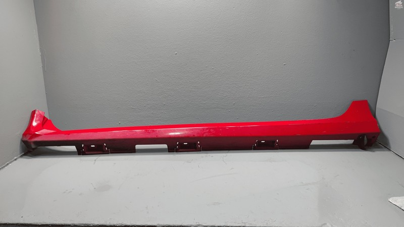 2016-2021 HONDA CIVIC SEDAN LEFT DRIVER SIDE ROCKER SKIRT MOLDING RED R513 OEM