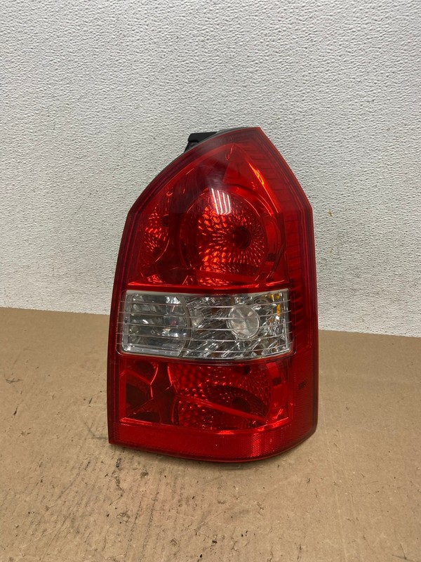 2005 to 2009 Hyundai Tucson Right Passenger Rh Tail Light OEM AE6455 LK