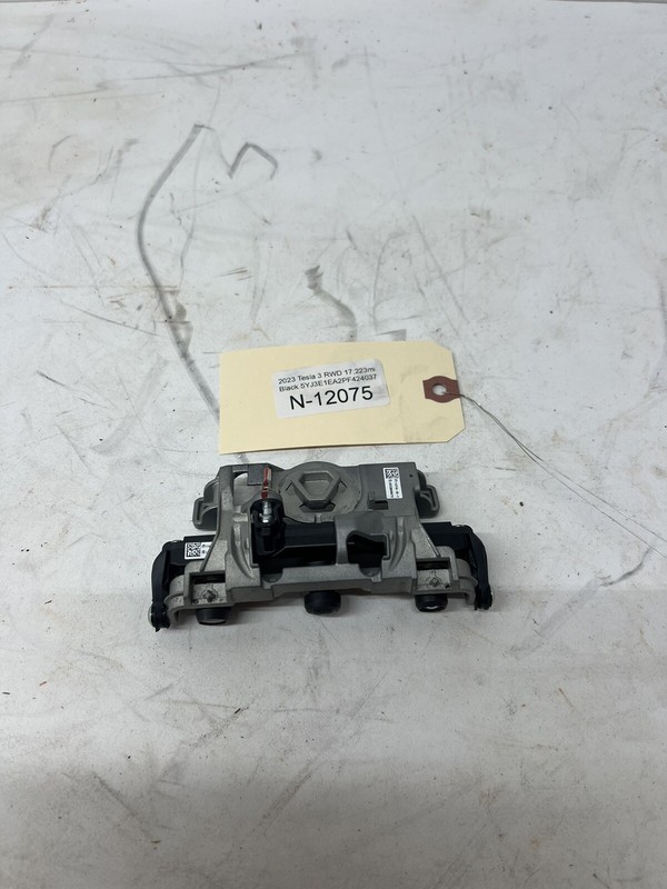 17-23 Tesla Model 3 Front Windshield Triple Camera 1143746-00-E N-12075 B61