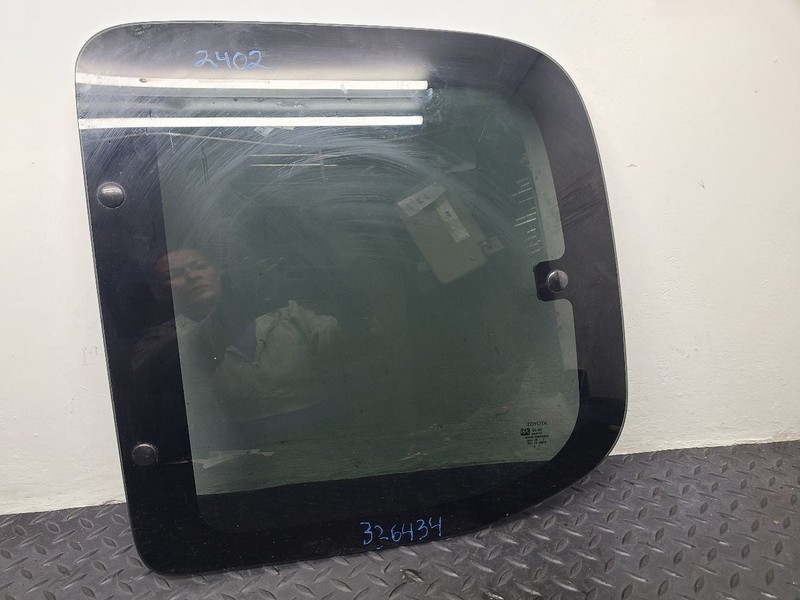 00-06 Toyota Tundra Rear Left Driver Door Glass Window OEM 62712-0C010