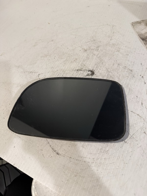 Hyundai Santa FE 2007 Left Driver Side Door Mirror Glass LH OEM