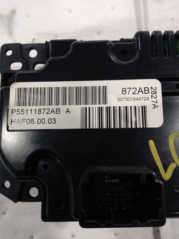 Chrysler 300 2008 84K mi. Front Temperature Control 55111872AB 0321