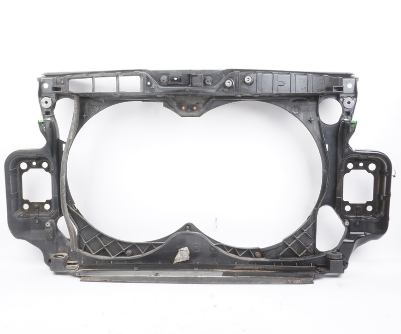 2005 - 2008 Audi A6 C6 Front Center Engine Radiator Core Bracket Support Panel