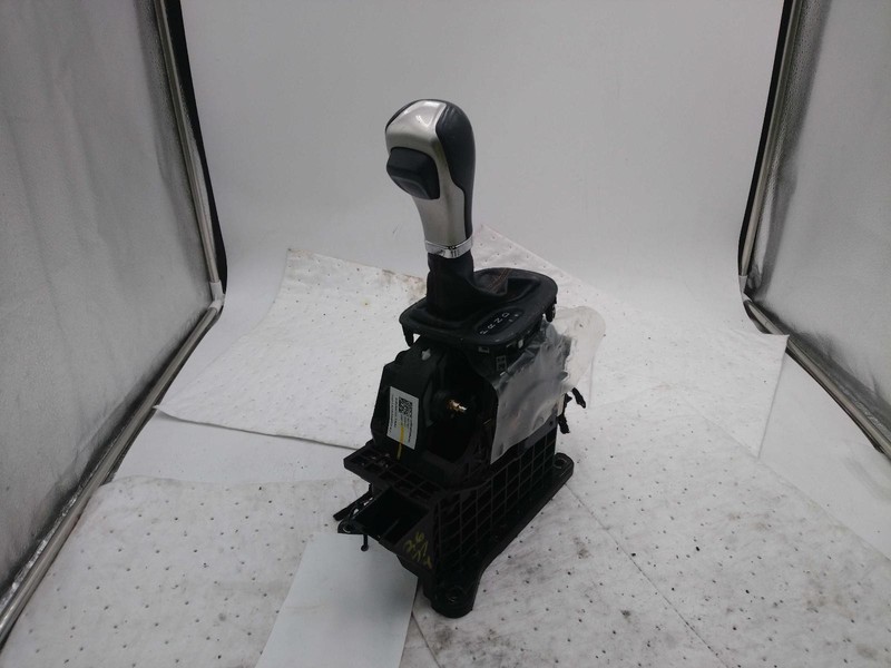 2019 Jeep Compass Automatic Transmission Shift Lever Assembly 118K Miles