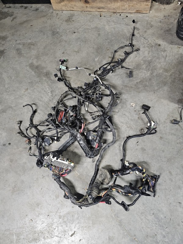 2018 FORD FIESTA Sedan 1.6LEngine Bay WIRE WIRING HARNESS Damaged