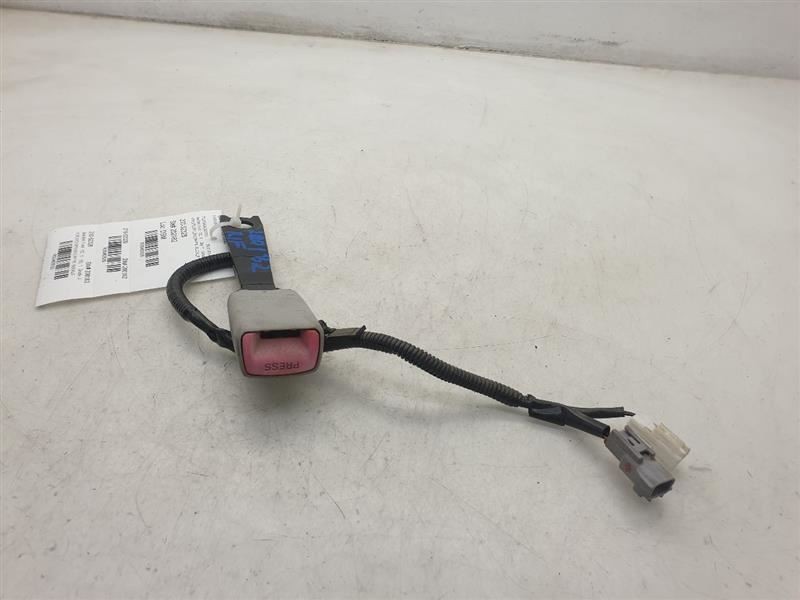 10 11 12 13 14 LEXUS RX450H PASSENGER SIDE FRONT SEAT BELT BUCKLE ASSEMBLY