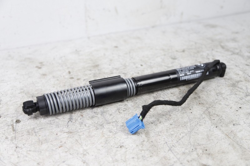 2017-2022 BMW 530i 540i G30 TRUNK LID RIGHT SIDE POWER LIFT CYLINDER STRUT OEM
