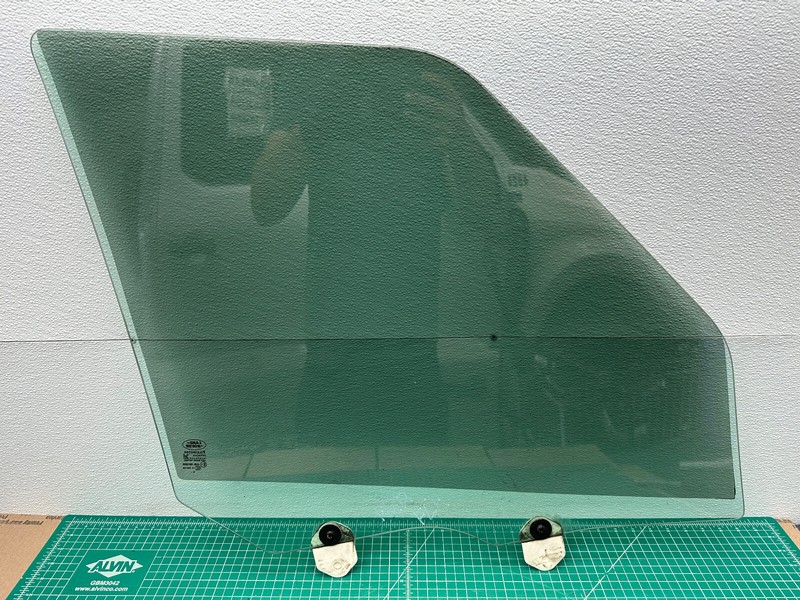 05-16 LAND ROVER FRONT LEFT DRIVER SIDE DOOR WINDOW GLASS OEM