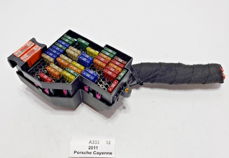 ✅ 2011-2018 OEM Porsche Cayenne 958 Front Right Passenger Dash Fuse Relay Box