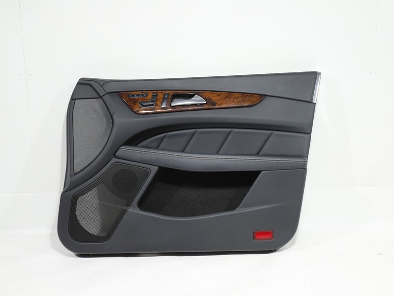 2012-2014 Mercedes W218 CLS550 Front RIGHT Side Interior Door Panel OEM