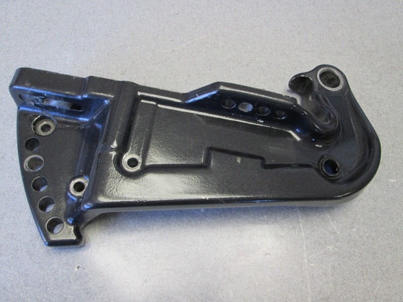 396309 Evinrude Johnson 50-235 Hp Outboard Port Transom Stern Bracket