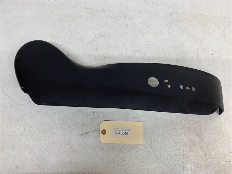 17-21 TESLA MODEL 3 FRONT RH PASSENGER SIDE SEAT OUTER COVER TRIM OEM 43048 B56