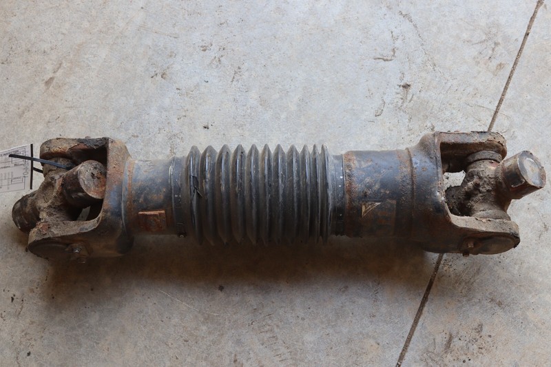 2019-2023 VOLVO VNL 760 D13 REAR CARDAN DRIVELINE DRIVESHAFT OEM