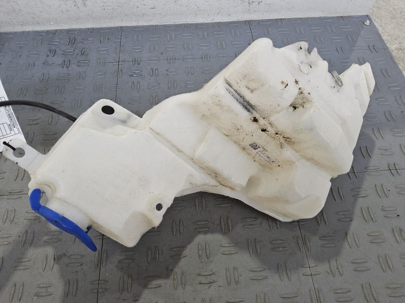 Wash Reservoir Fits 18-20 FORD F150 PICKUP 3533555