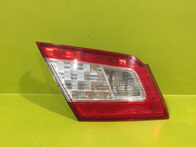 09 10 11 12 GALANT DRIVER LEFT LID MOUNT TAILLIGHT LAMP OEM 3282-31