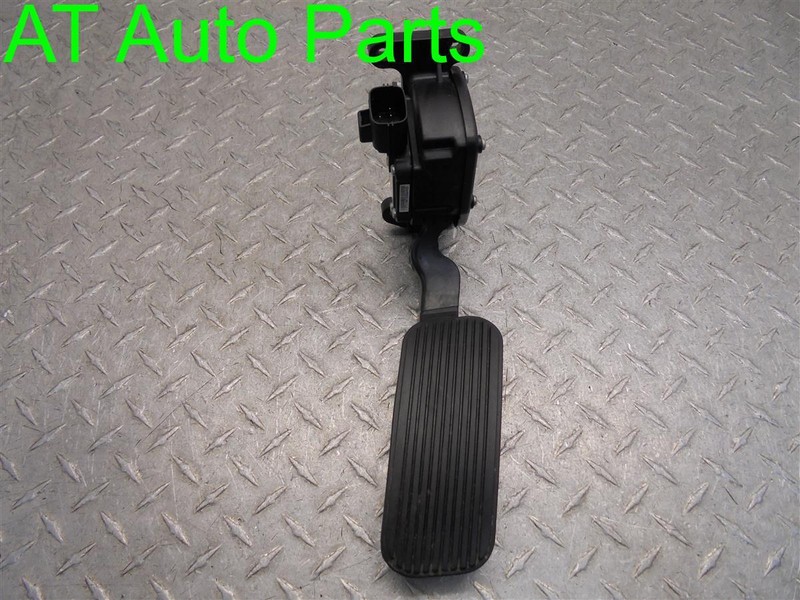2012 FORD FLEX 5.4L GAS PEDAL