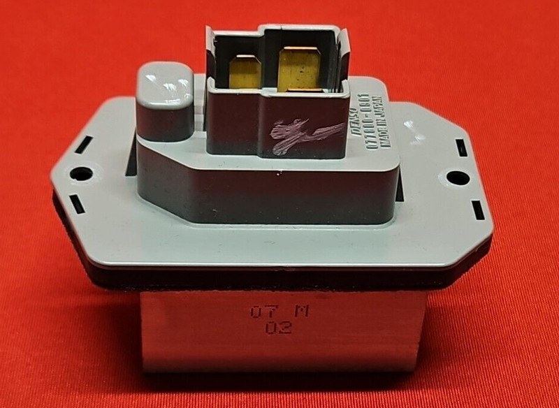 2005 - 2016 Land Rover Range Rover HVAC Blower Motor Resistor LR031677