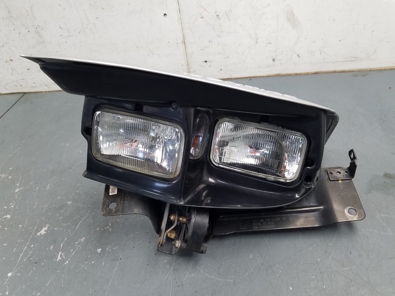 2000 Pontiac Trans Am Left Driver Head Light #4254 i2