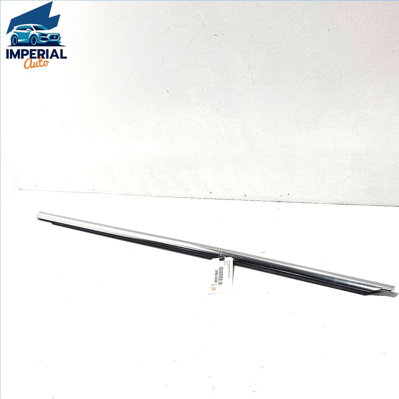 2007-2013 MERCEDES W221 REAR RIGHT DOOR WINDOW WEATHERSTRIP MOLDING OEM