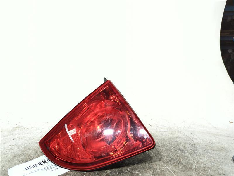 2008 Chevrolet Malibu Left Brown Tail Light Assembly OEM Used 155010