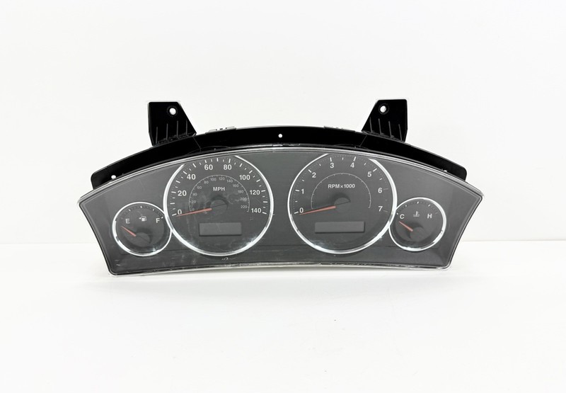 2010 Jeep Grand Cherokee Speedometer Instrument Cluster Gauges 165,063 Miles OEM