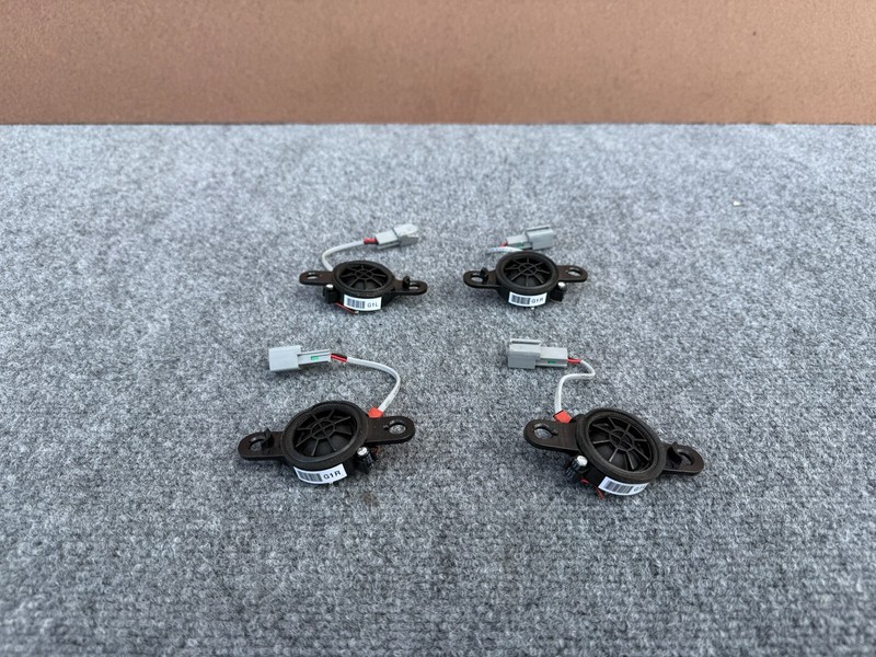 GENESES G70 2019-2025 OEM FRONT AND REAR LEFT RIGHT DOOR LEXICON TWEETERS (SET)
