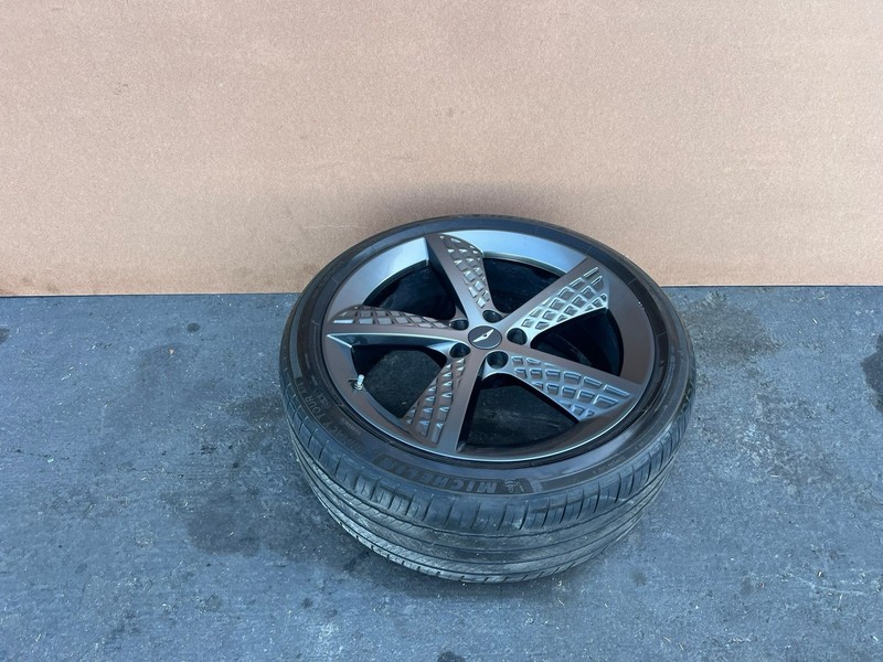 GENESIS GV70 2022-2026 OEM RIM WHEEL TIRE ASSEMBLY 21"X9"