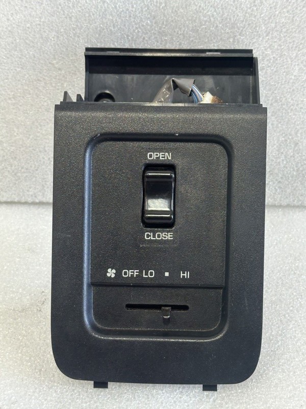 1991 1992 1993 1994 1995 1996 1997 TOYOTA PREVIA SUNROOF AND AIR SWITCHES