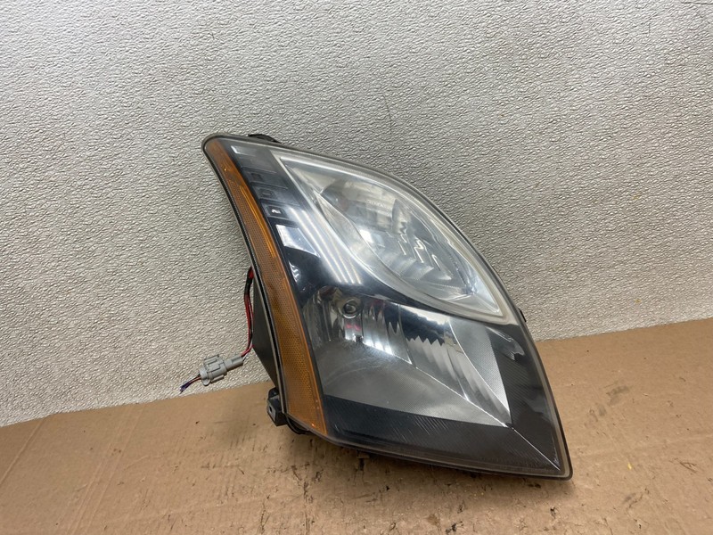 2010 2011 2012 Nissan Sentra Halogen Right Passenger Black Headlight Y0422 GD