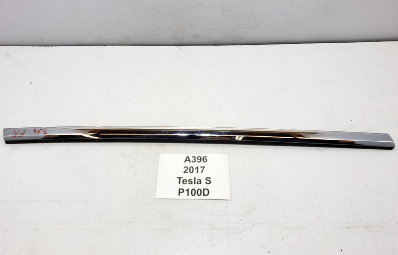 ✅ 12-20 OEM Tesla Model S Front Right Passenger Door Outer Belt Molding Chrome