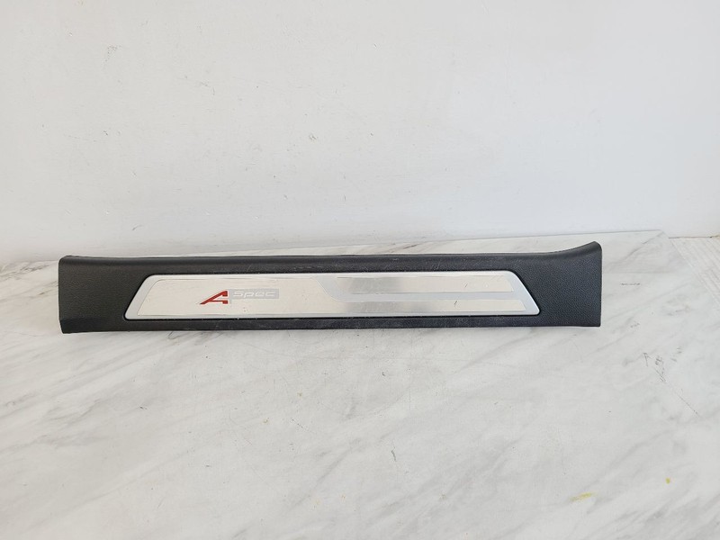 FRONT RIGHT DOOR SILL SCUFF PLATE FITS 2021 RDX 574739