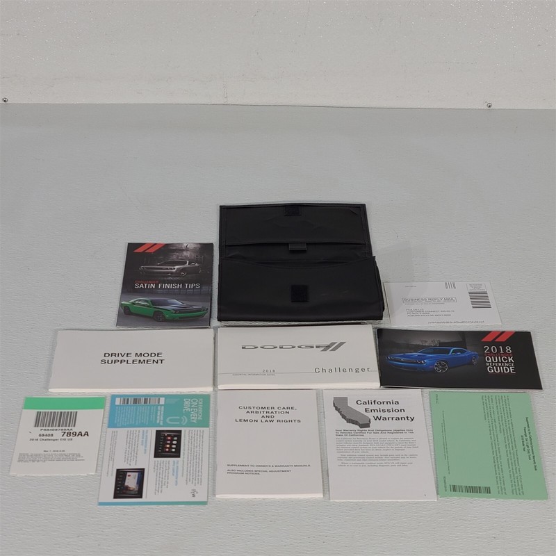 2018 Dodge Challenger SRT SRT8 Owners Manual Booklet Pouch AA6943